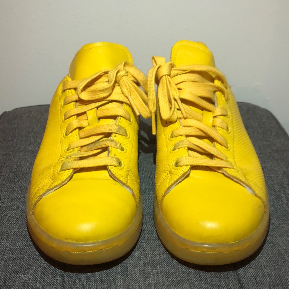 All Yellow Adidas + Stan Smith